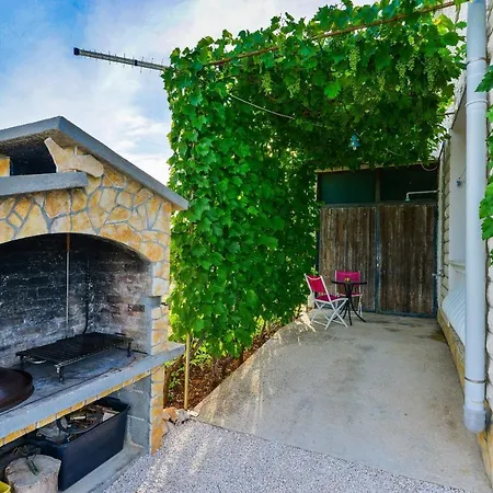 Trk Apartment Vir