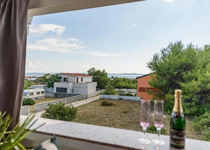 Διαμέρισμα Trk *